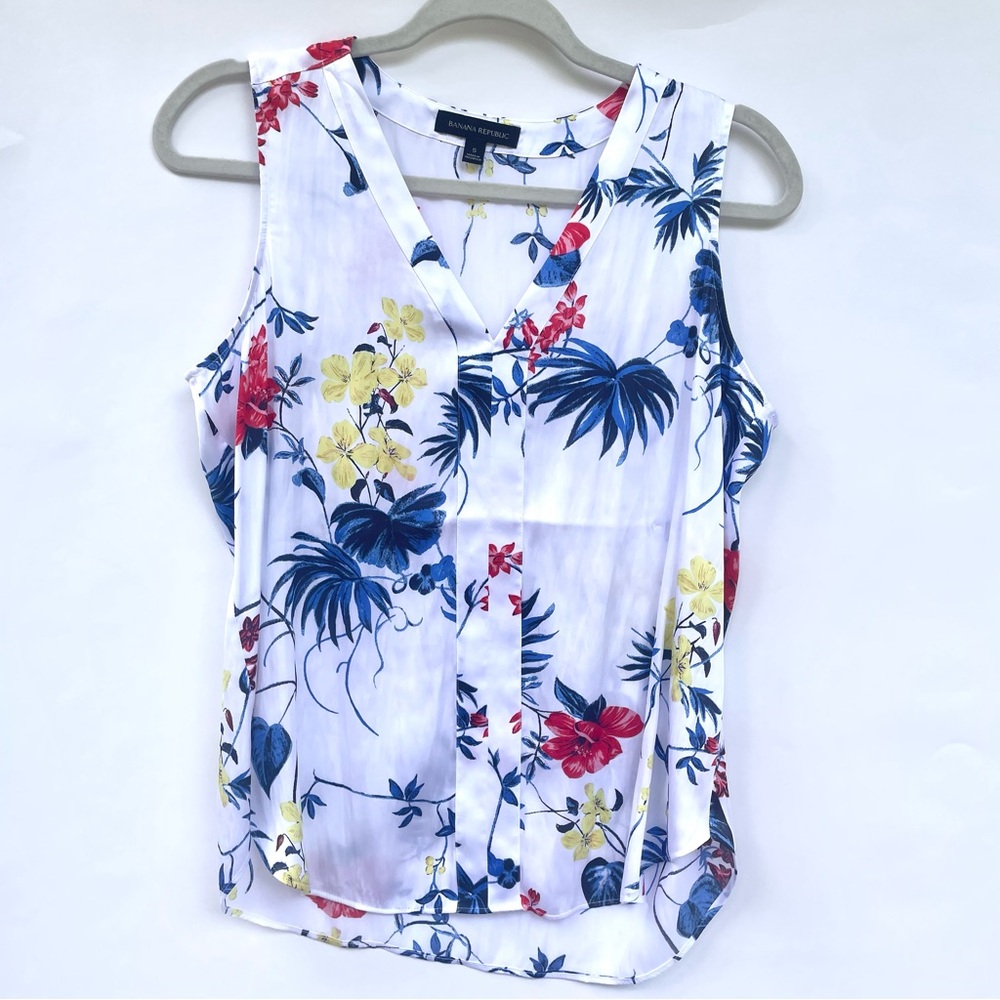 Banana Republic Sleeveless Women's Small White Floral Blouse Lightweight